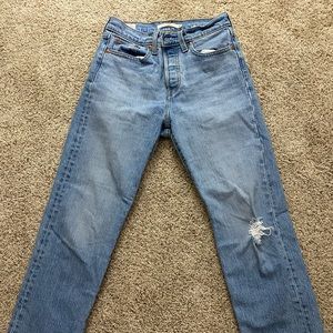 LEVI’S WEDGIE STRAIGHT JEANS